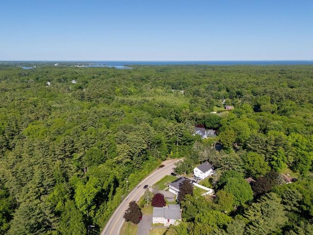 2 Harding Road, Portsmouth, NH 03801