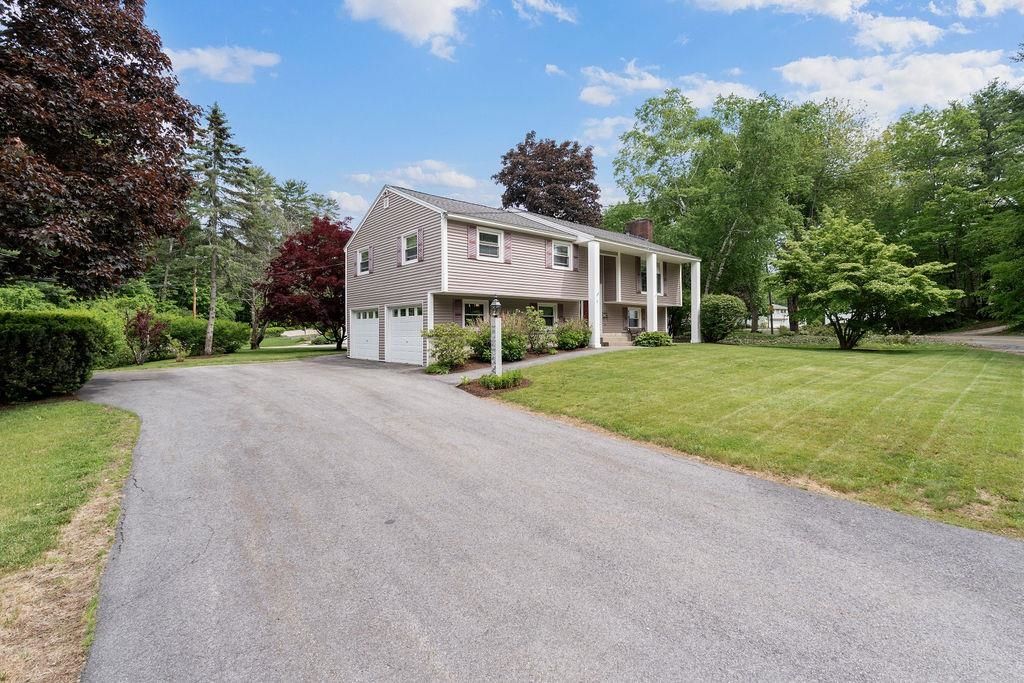 2 Harding Road, Portsmouth, NH 03801
