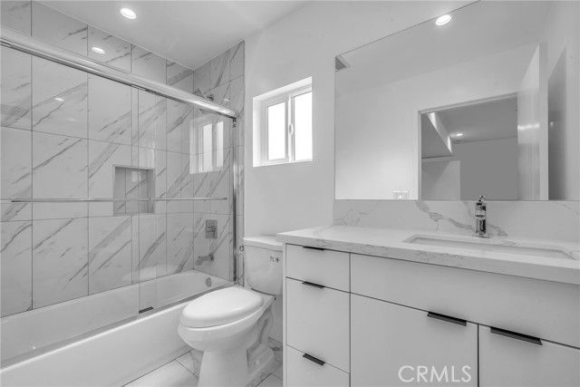 4453 Colfax Ave, Studio City (los Angeles), CA 91602