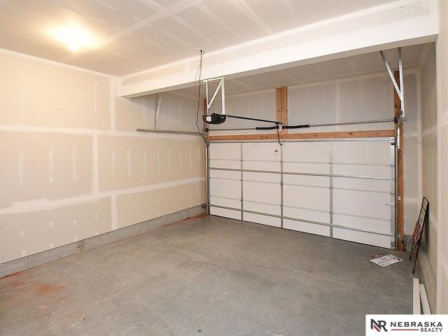 14804 Willow Street, Bennington, NE 68007