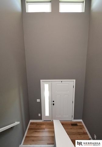 14804 Willow Street, Bennington, NE 68007
