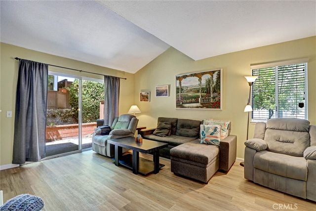 1742 Forum D, Corona, CA 92881