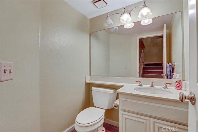 1742 Forum D, Corona, CA 92881