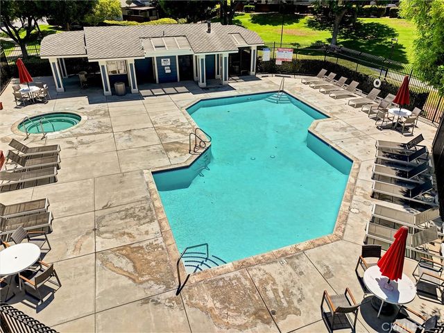 1742 Forum D, Corona, CA 92881