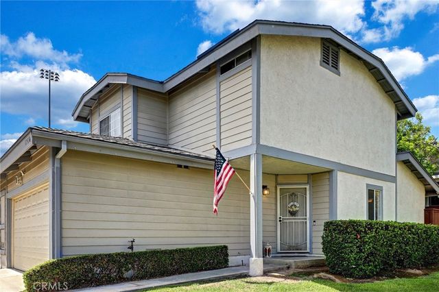 1742 Forum D, Corona, CA 92881