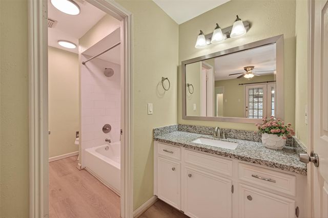 4014 Sweet Gum Trail, Houston, TX 77339