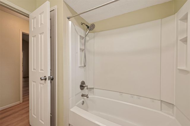 4014 Sweet Gum Trail, Houston, TX 77339