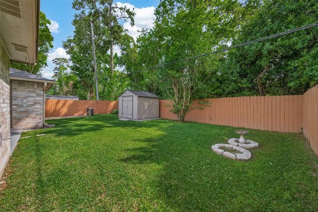 4014 Sweet Gum Trail, Houston, TX 77339