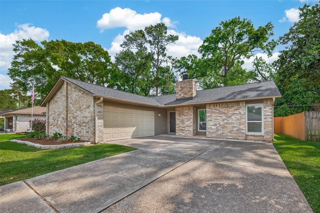 4014 Sweet Gum Trail, Houston, TX 77339
