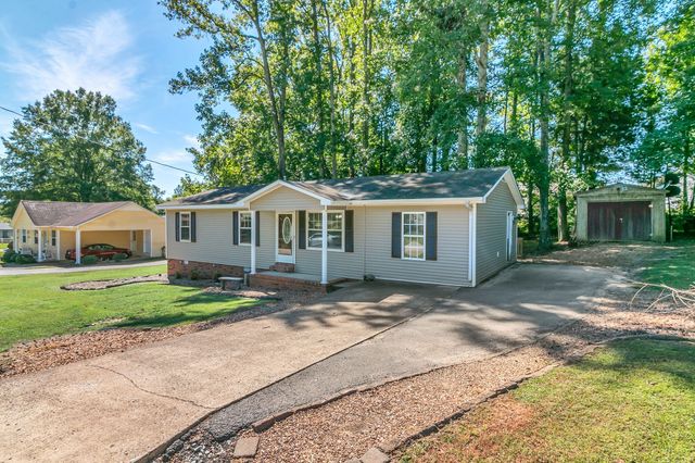 2121 Honey Locust Cv, Paris, TN 38242