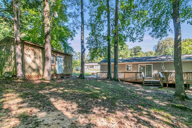 2121 Honey Locust Cv, Paris, TN 38242