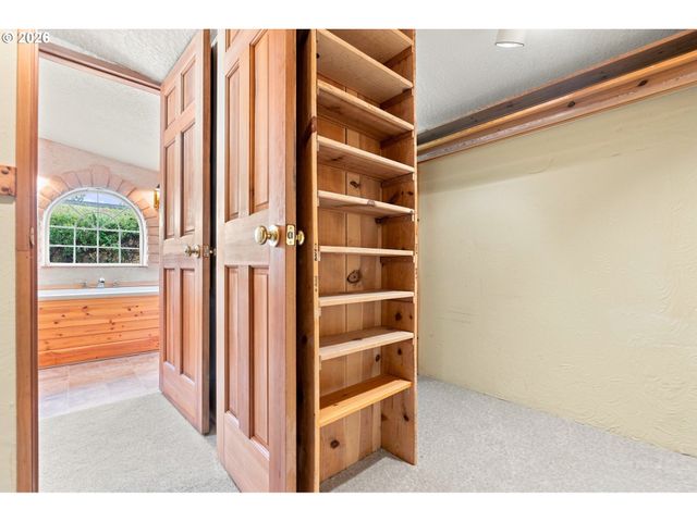 1904 N CEDAR St, Newberg, OR 97132