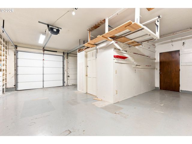 1904 N CEDAR St, Newberg, OR 97132