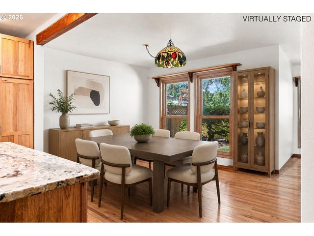 1904 N CEDAR St, Newberg, OR 97132