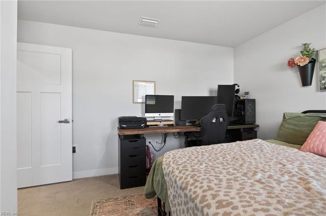 6876 Motley LNDG, Gloucester, VA 23061