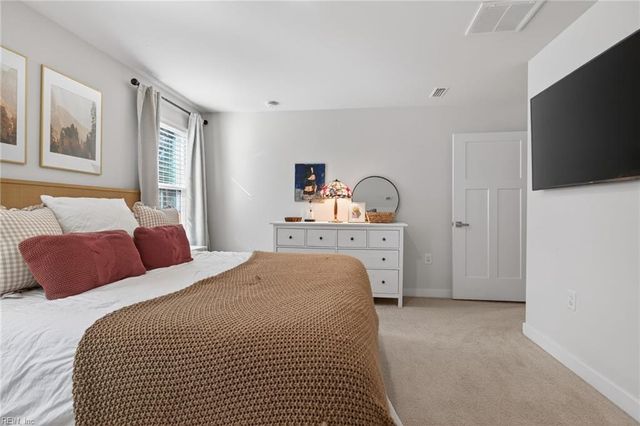 6876 Motley LNDG, Gloucester, VA 23061