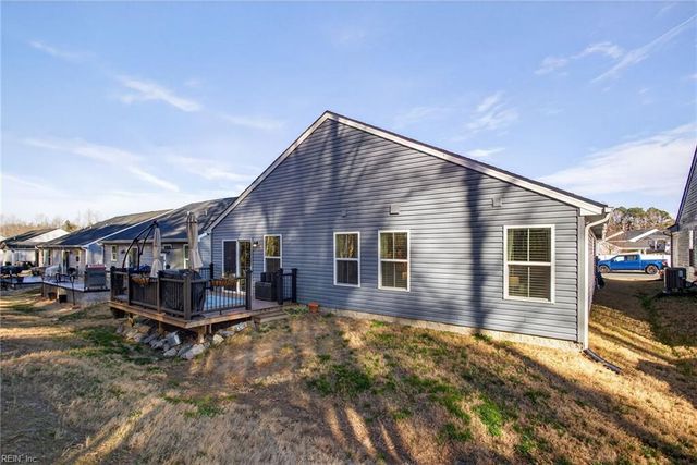 6876 Motley LNDG, Gloucester, VA 23061