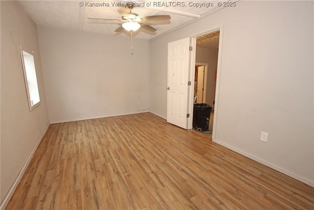 407 Dupont Avenue, Nitro, WV 25143