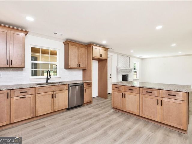 216 Ridgeland Drive, Warner Robins, GA 31093