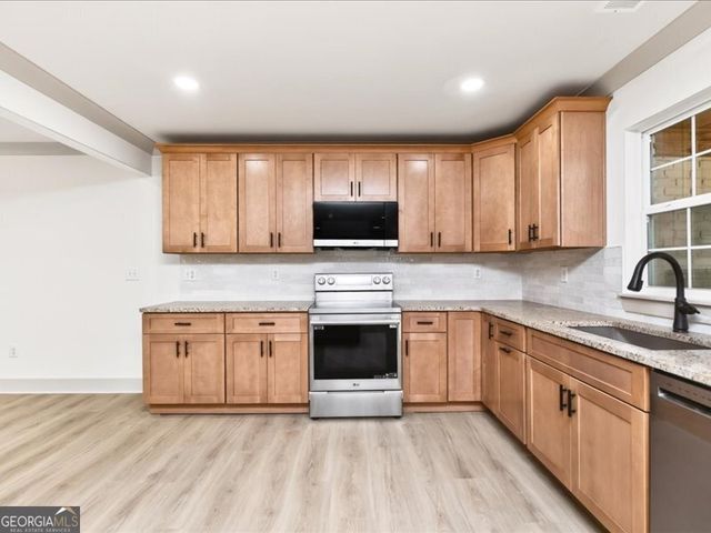 216 Ridgeland Drive, Warner Robins, GA 31093