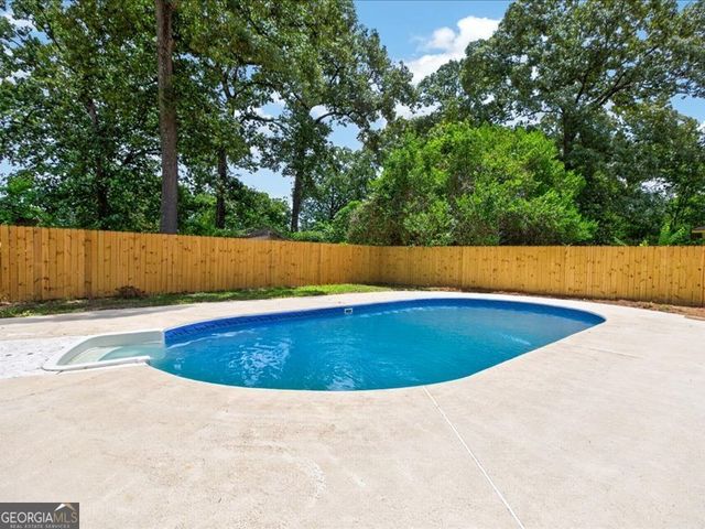 216 Ridgeland Drive, Warner Robins, GA 31093