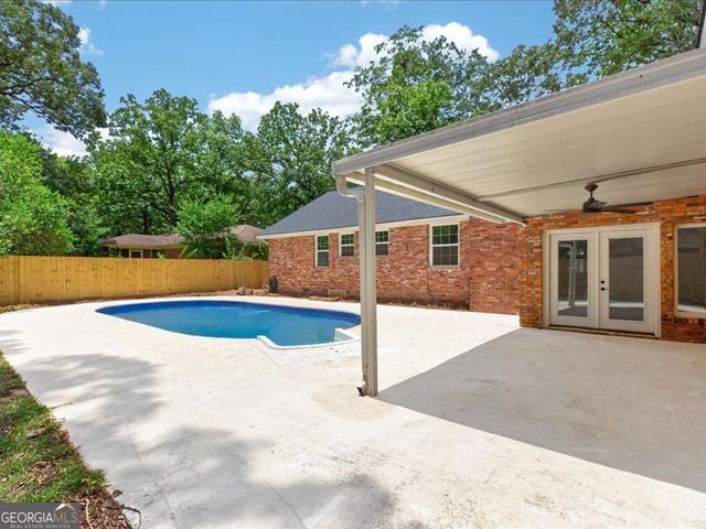 216 Ridgeland Drive, Warner Robins, GA 31093