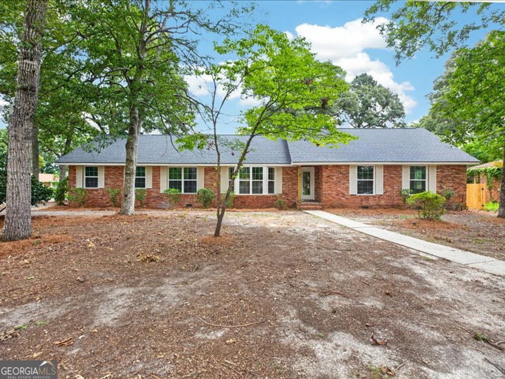 216 Ridgeland Drive, Warner Robins, GA 31093