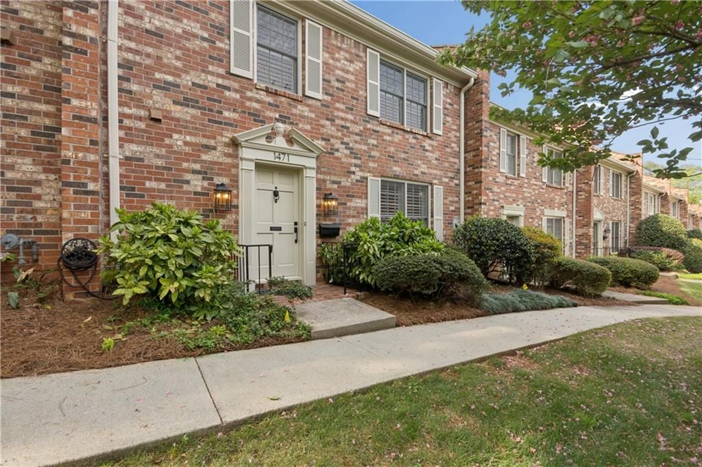 1471 Leafmore Ridge, Decatur, GA 30033