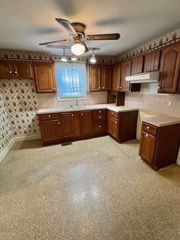 619 N Maple Street, Lancaster, OH 43130