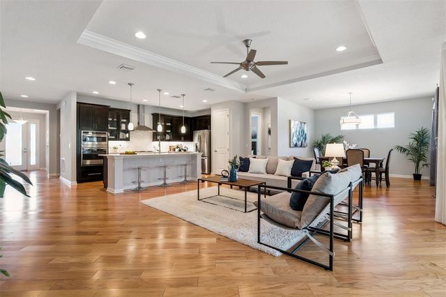 208 AVENHAM DRIVE, Deland, FL 32724