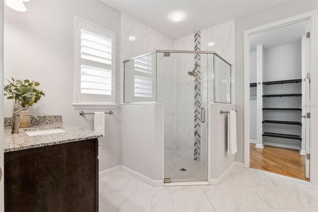 208 AVENHAM DRIVE, Deland, FL 32724