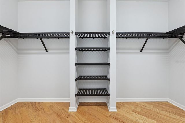 208 AVENHAM DRIVE, Deland, FL 32724