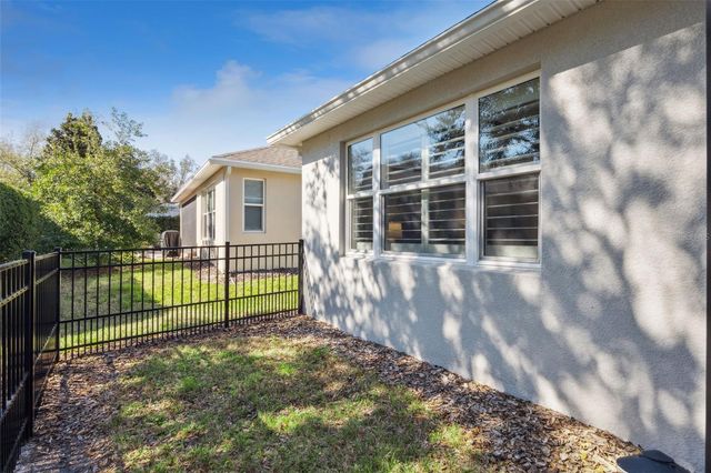 208 AVENHAM DRIVE, Deland, FL 32724