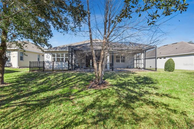 208 AVENHAM DRIVE, Deland, FL 32724