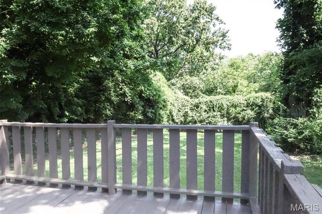 417 Crawford Road, Unincorporated, MO 63137