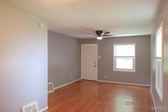 417 Crawford Road, Unincorporated, MO 63137