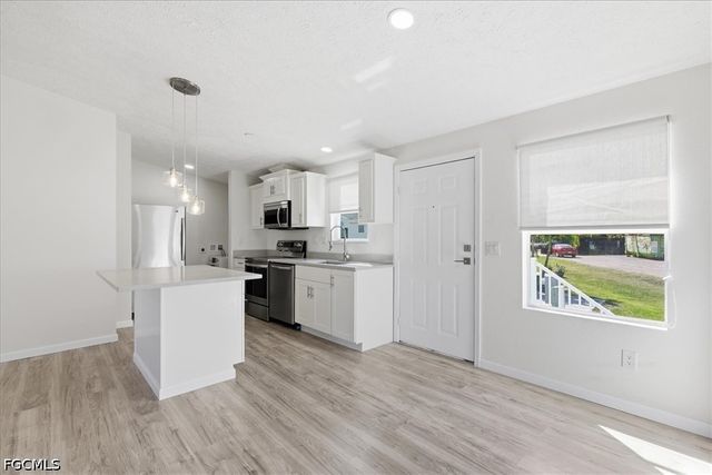 730 Chippewa TRL, Fort Myers Beach, FL 33931