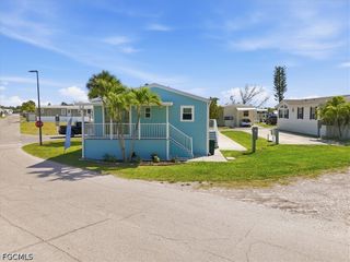 730 Chippewa TRL, Fort Myers Beach, FL 33931