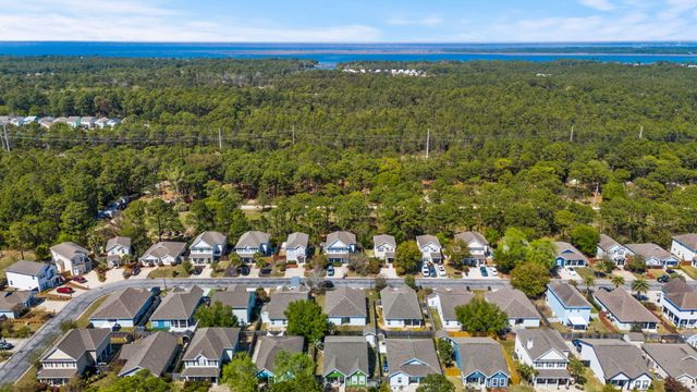 191 Water Oaks Loop, Santa Rosa Beach, FL 32459