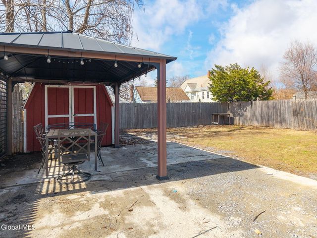 418 Eleventh Street, Schenectady, NY 12306