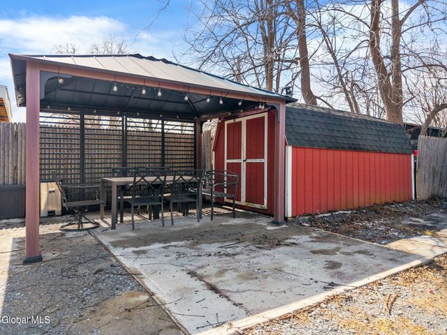 418 Eleventh Street, Schenectady, NY 12306