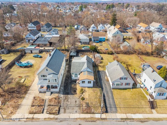 418 Eleventh Street, Schenectady, NY 12306