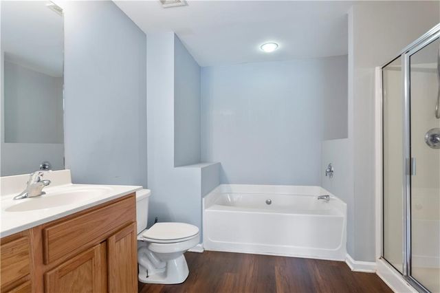 1126 Treymont, Lawrenceville, GA 30045