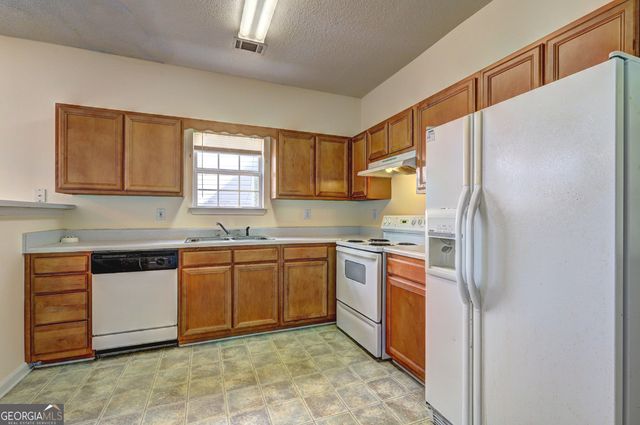 6716 Teresa Lane, Rex, GA 30273