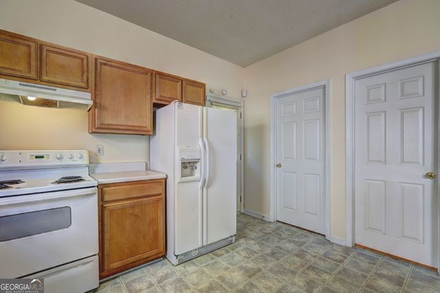6716 Teresa Lane, Rex, GA 30273