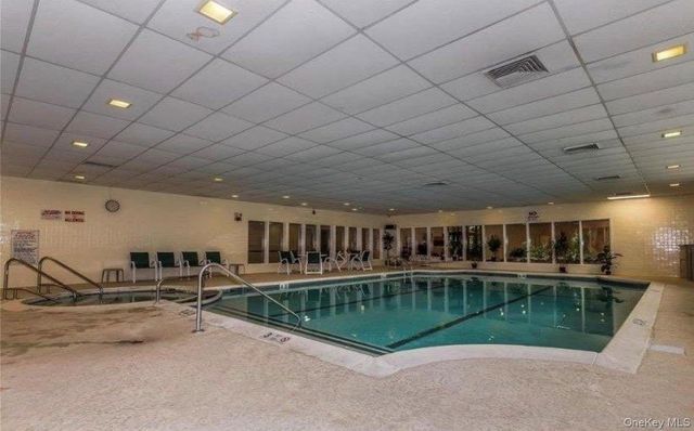 842 Golf Lane, Medford, NY 11763