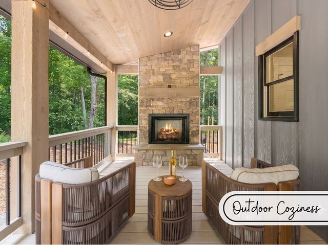 184 Mountain Laurel Ridge, Mineral Bluff, GA 30559