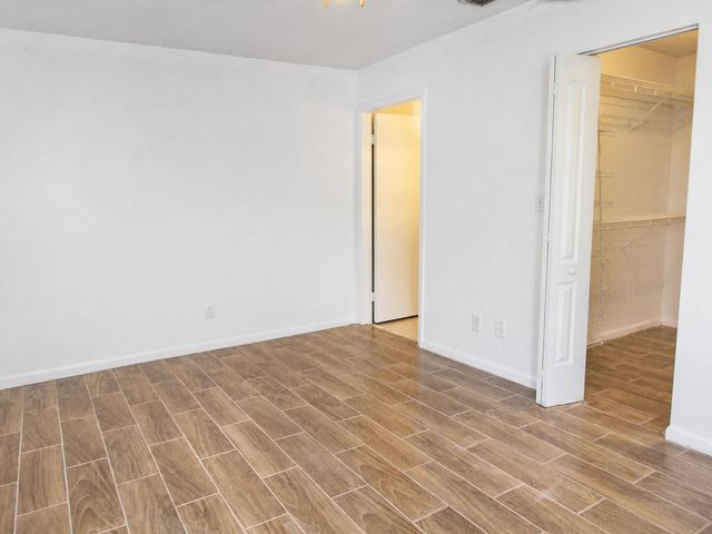7260 WOODMONT Avenue 203, Tamarac, FL 33321