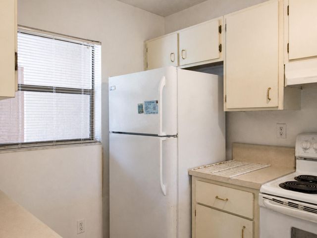 7260 WOODMONT Avenue 203, Tamarac, FL 33321