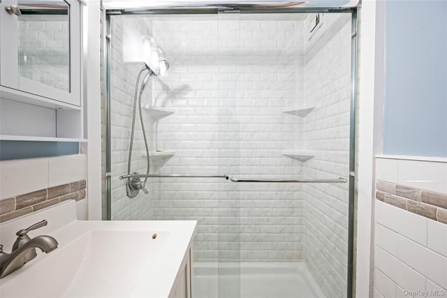 1 E. Broadway 5S, Long Beach, NY 11561